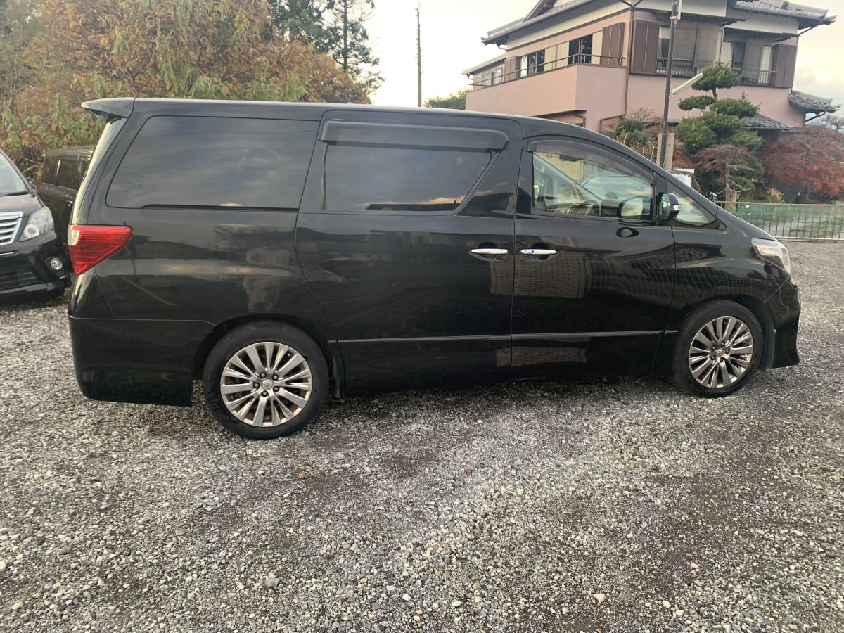 Toyota Alphard 240S Type Gold 